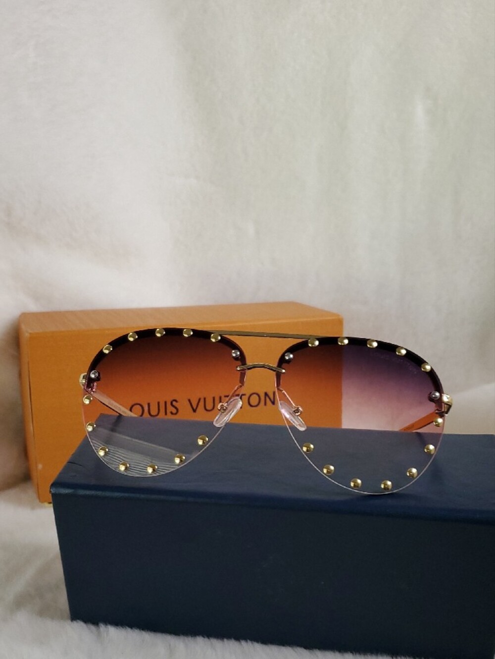Purple Gradient Rimless Sunglasses with Gold Stud Accents Inspir@d Fashion . - Picture 3 of 8
